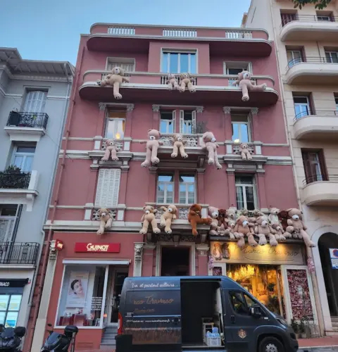 Institut Guinot – avenue Prince Pierre