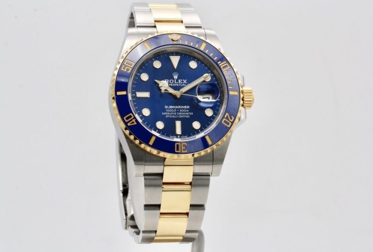 Rolex Submariner Blue Steel and Gold 40mm – With B..