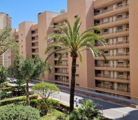 BEAUTIFUL 2 ROOMS, MIXED USE WITH PARKING