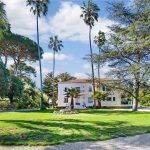Outstanding waterfront property – Gallery 11