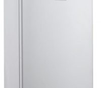 Frigelux refrigerator with internal freezer, 83.1c..