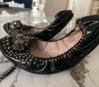 Miu miu ballerina. Size 41 
One stone missing