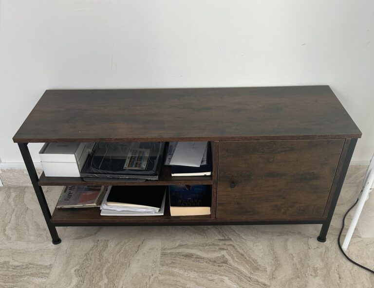 Cabinet / TV stand purchased 9months ago from Mais..