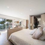 A refurbished villa with panoramic sea views – Gallery 8