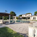 A charming property within a private domain – Gallery 4