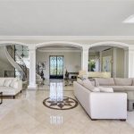 Outstanding waterfront property – Gallery 13