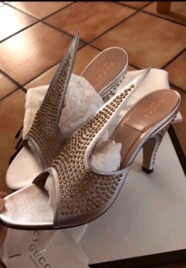 Strepitosi sandali nuovi tg 38 e mezzo corredati d..