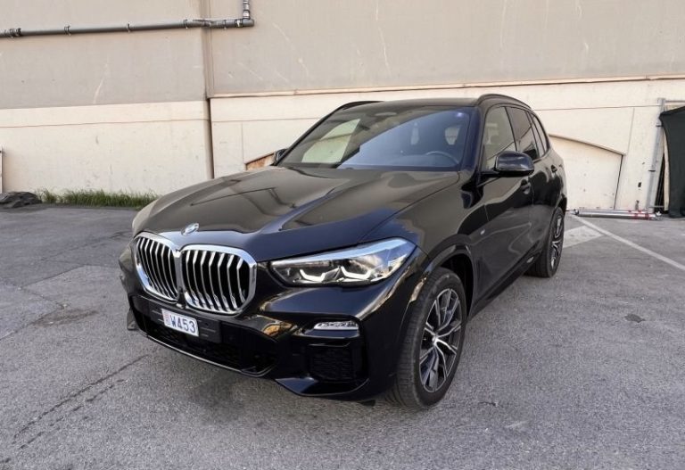 BMW X5 xDrive40i 340ch M Sport (2019)

Model: X5 x..