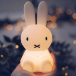 mr-maria-miffy-veilleuse-miffy-bundle-of-light-165-cm-www-lespetits-fr-529559.png