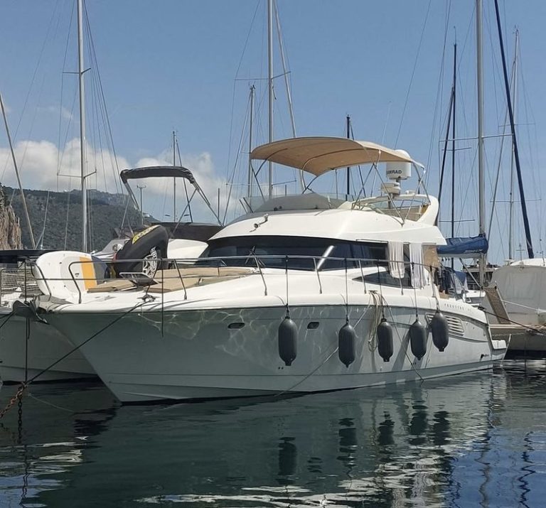JEANNEAU PRESTIGE 42 FLY – 2006

Length: 13.36m
Wi..