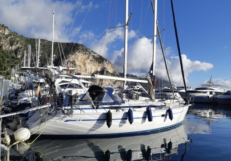 Bavaria 37 Sailboat – 2001

Type: Monohull sailboa..