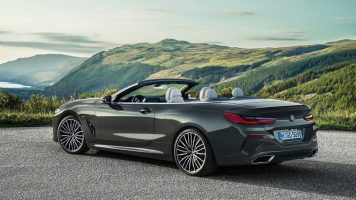 BMW Serie 8 Cabriolet Rental

From €829 per day (b..