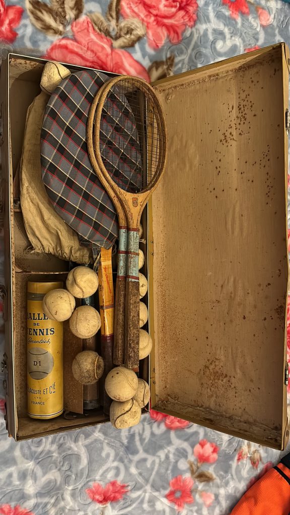 SET COMPLETO TENNIS 1900
racchette firmate ALBERT ..