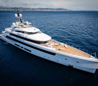 Luxury Emplacement de Yachts – LADY A

Step aboard LADY A,..