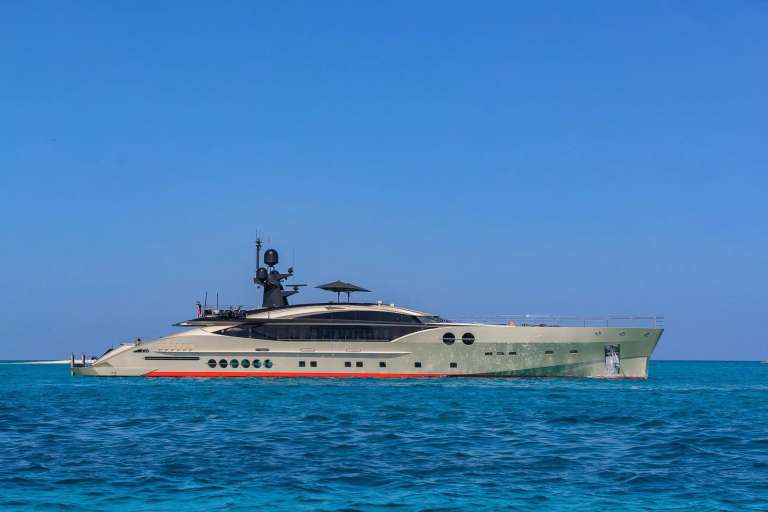Palmer Johnson DB9 – Luxury Yacht Charter

From €2..