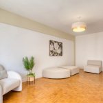 Bright apartment in the Musiciens district – Gallery 3