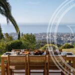 VILLA IRIS – Featured