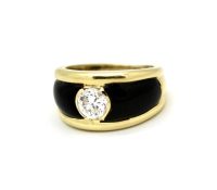 Van Cleef & Arpels Ring – Circa 1988

Reference: B..