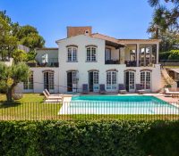 VILLA 8 BEDROOMS SEA VIEW IN CANNES