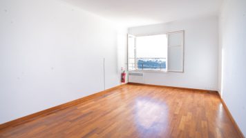 Rare Office for Rent at Palais de la Scala

Golden..