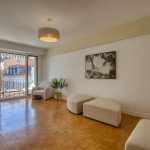 Bright apartment in the Musiciens district – Gallery 2