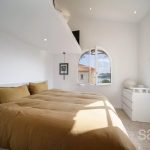 Apartment with garden, boasting sea views – Gallery 7
