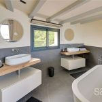 Villa facing the sea with an independent studio – Gallery 8