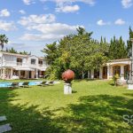 Charming property composed of three villas – Featured