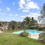 Charming villa with pool and garage – Gallery 2
