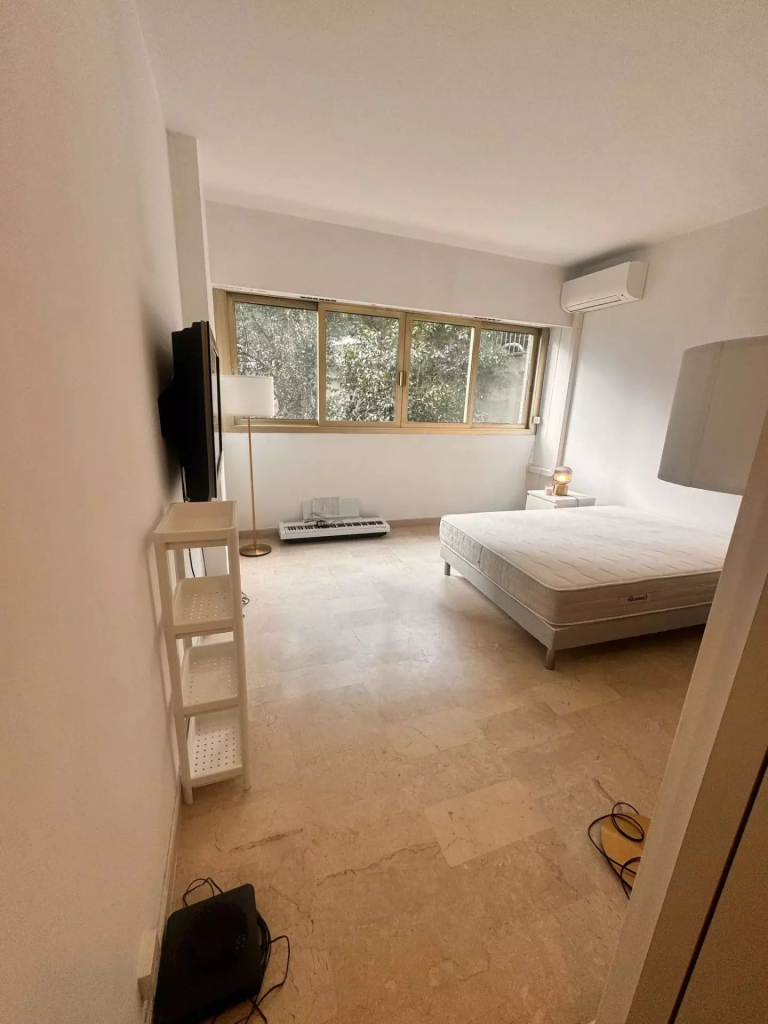 Studio Apartment – La Rousse / Saint-Roman, Monaco..