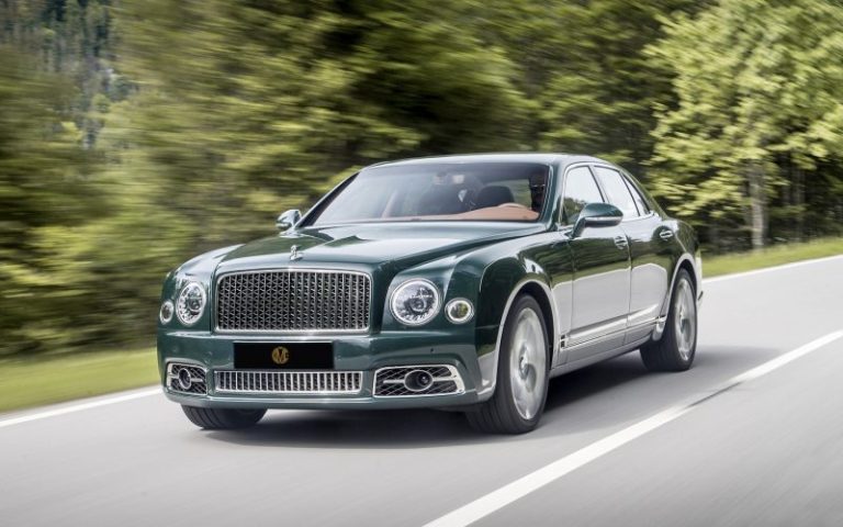 BENTLEY MULSANNE Rental 

Details:
Top Speed: 296 ..