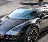 Bugatti Veyron Rental
The Bugatti Veyron is a lege..