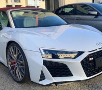 Audi R8 V10 Spyder Rental

The Audi R8 V10 Spyder ..