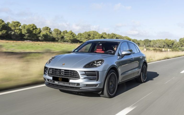 PORSCHE MACAN TURBO Rental

Details:
Top Speed: 26..
