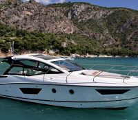 Yacht Charter: BENETEAU GT 40
Sporty elegance meet..