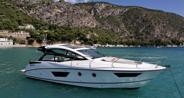 Yacht Charter: BENETEAU GT 40
Sporty elegance meet..