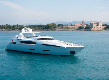 Yacht Charter – M/Y Gems
M/Y Gems is a 32.6-meter ..