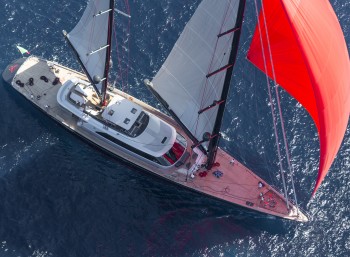 Yacht Charter – S/Y SEAHAWK
Perini Navi | 58.6m (1..