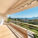 California area – Prestigious building with indoor pool – Gallery 5
