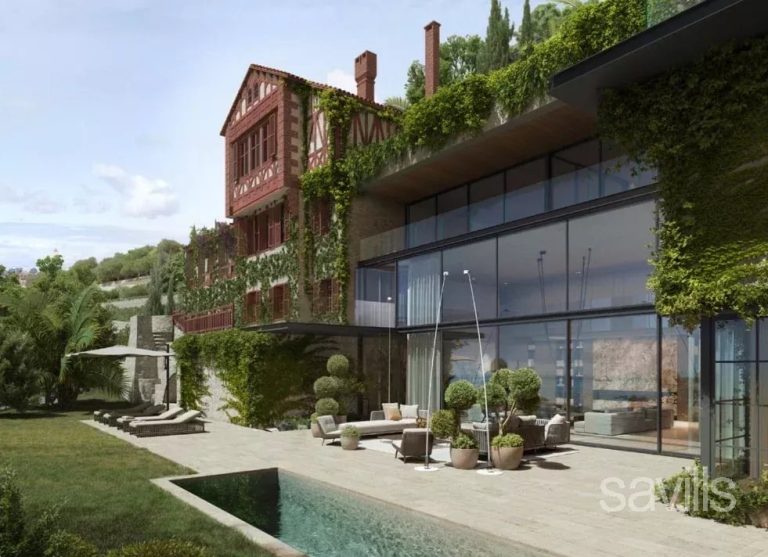 Exceptional property with breath-taking seaviews of Villefranche