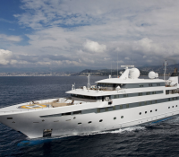 Yacht Charter – M/Y LAUREN L
The ultimate charter ..