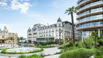 FOR SALE – BUSINESS PREMISES IN THE CARRÉ D’OR
Gol..