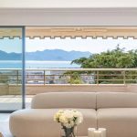 California area – Prestigious building with indoor pool – Gallery 7