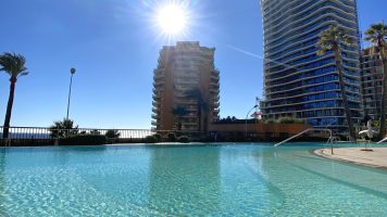 FOR SALE – 4-Room Apartment in Parc Saint Roman
La..