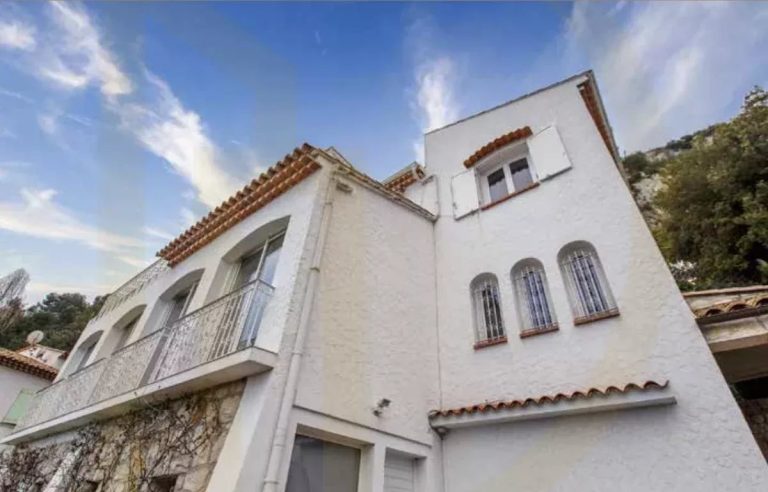 La Turbie – Spacious neo-Provencal house with sea view and Trophée d’Auguste