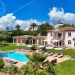 Hotel for sale sea view and Saint-Tropez 100m from the beach – Gallery 1