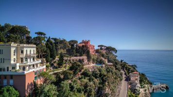Famous Art Deco Property Overlooking the Bay