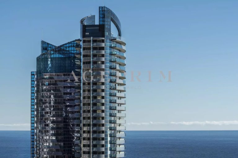 FOR SALE – 4-BEDROOM APARTMENT WITH SEA VIEW – TOU..
