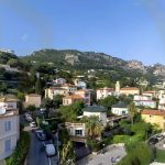 Beautiful, bright apartment with unobstructed mountain views – City center** – France – Gallery 1