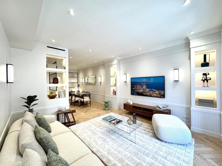ELEGANT 3-BEDROOM APARTMENT NEAR CASINO SQUARE – V..